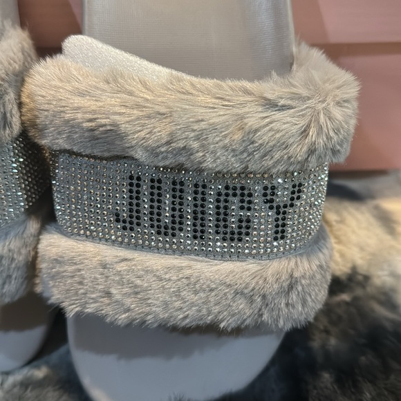 NWT Juicy Couture Steady Size 10 Grey Slides In Box - Picture 7 of 8